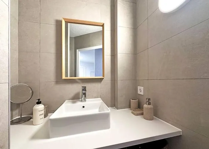 Vue Exceptionnelle - 4 Pers. Jardin Clim Parking Saint-Raphaël