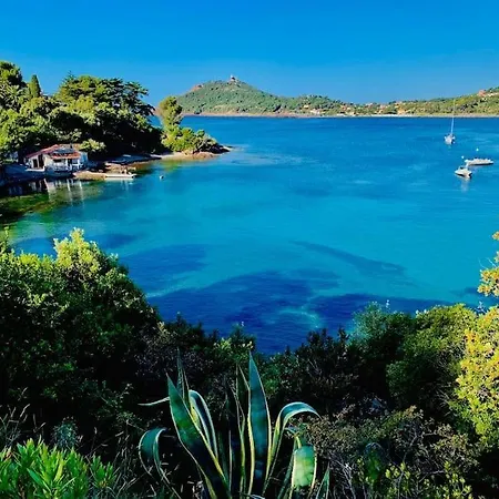Vue Exceptionnelle - 4 Pers. Jardin Clim Parking * Saint-Raphaël