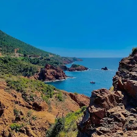 Vue Exceptionnelle - 4 Pers. Jardin Clim Parking *