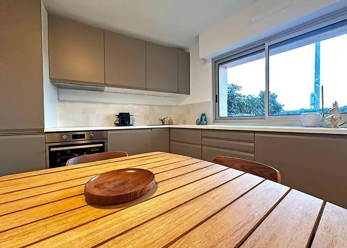 Vue Exceptionnelle - 4 Pers. Jardin Clim Parking * Saint-Raphaël