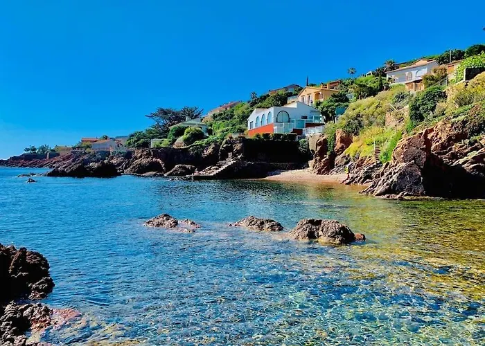 Vue Exceptionnelle - 4 Pers. Jardin Clim Parking Saint-Raphaël